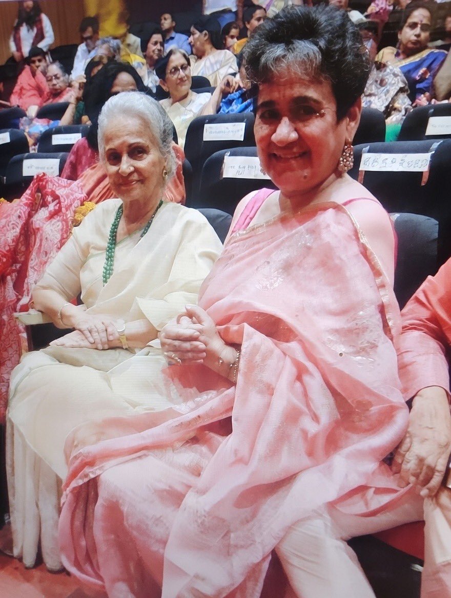 forum_diplomacy's tweet photo. Happy Birthday 💐 to the eternal Waheeda Rehman ji.
Grace in expression, dignity in presence, and a legacy that defined Indian cinema.
#HappyBirthdayWaheedaRehman #TimelessGrace #IndianCinema #Legend #Evergreen #CinemaIcon https://t.co/K5d7fd77C6