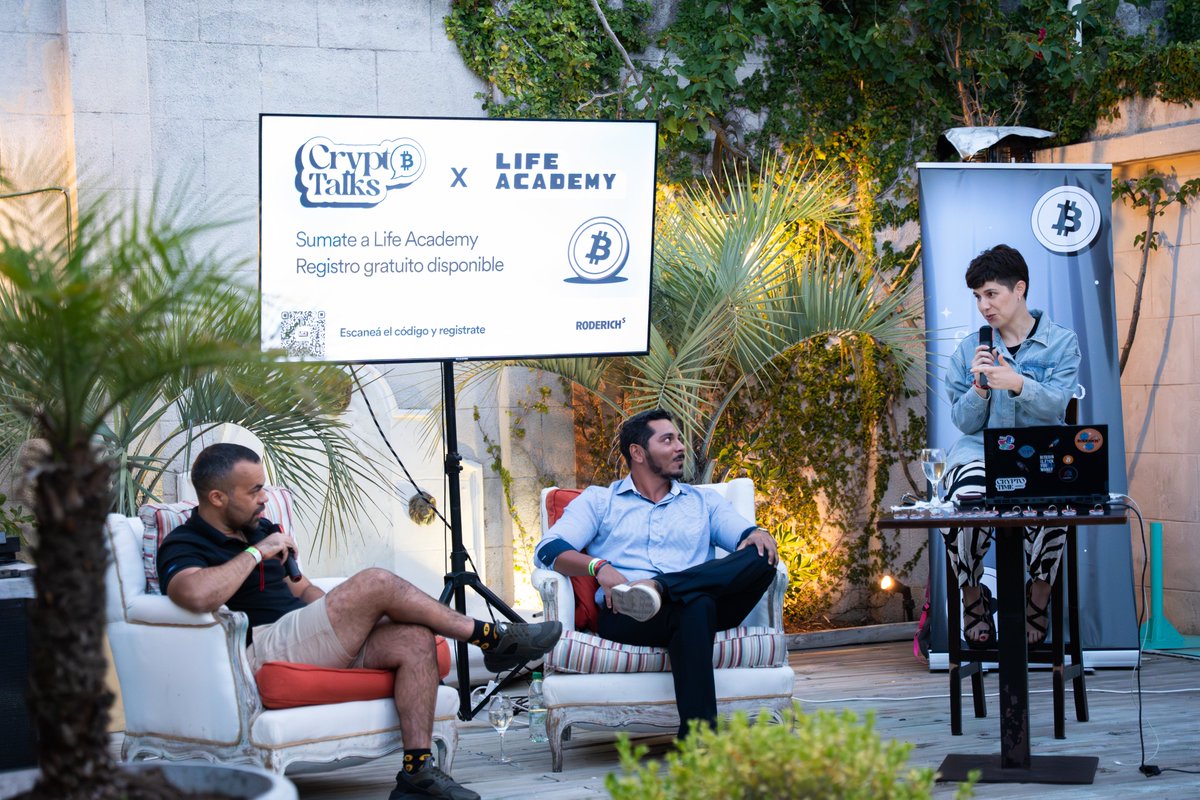 Roderich's Crypto House tweet media