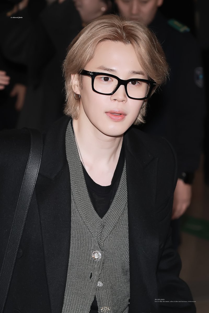 ethereal__jimin's tweet photo. 260202 ICN   
#BTS #JIMIN #지민 #방탄소년단 https://t.co/WgtrPjjn71