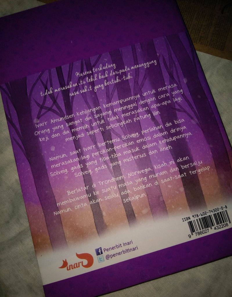 — Currently reading:
📚 Purple Eyes by Prisca Primasari
📖 144 pages