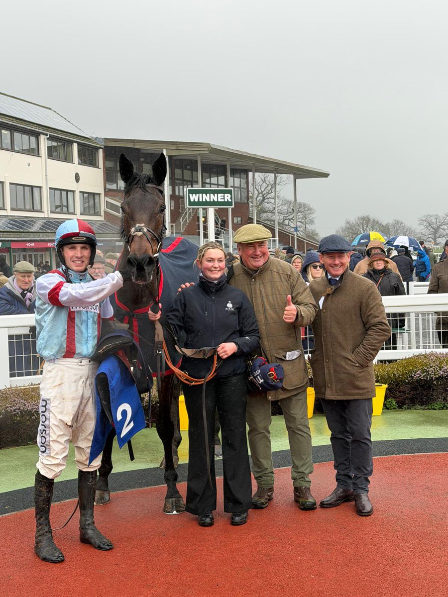 Paul Nicholls OBE tweet media