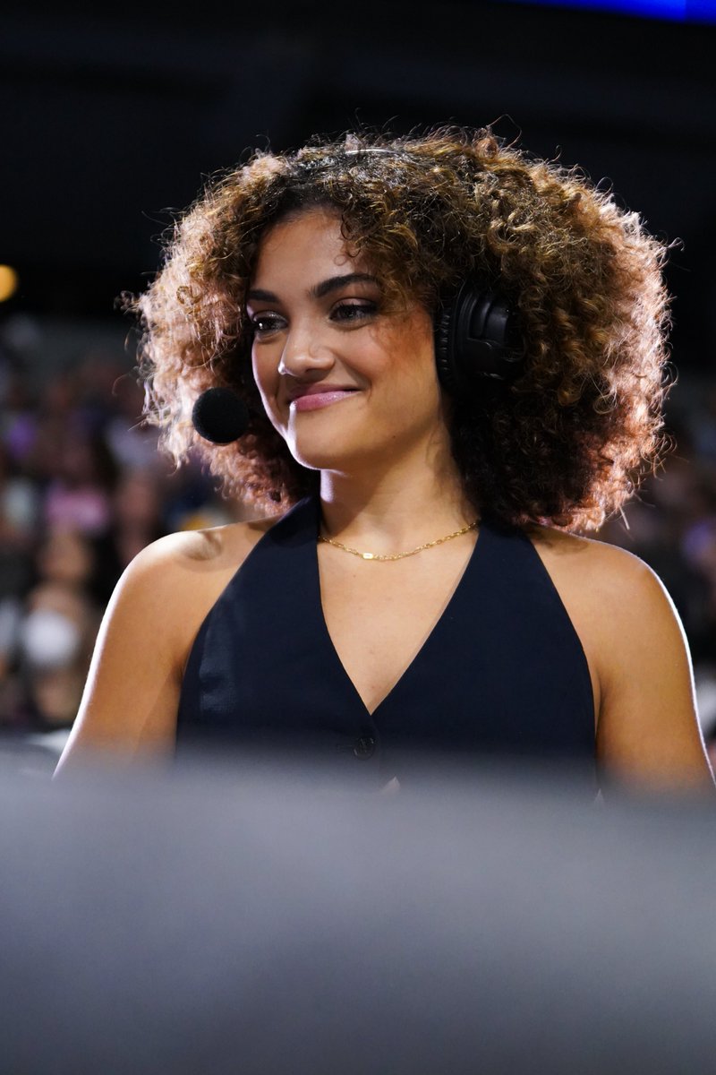 USAGym's tweet image. Next Stop: Broadway! 🎭 

@LaurieHernandez will take the stage as Charmion in &amp;amp; JULIET, starting this March!