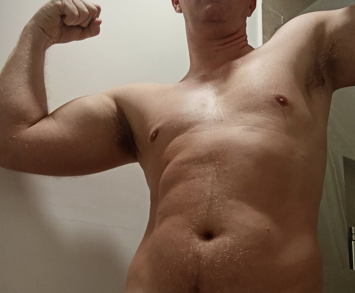 Guten Morgan #gay #bodycheck