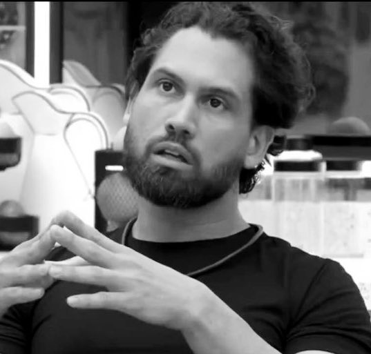 odaradeverdade's tweet image. A cada rt nesse post, eu dou 10 votos no Brigido. 🧙 #BBB26 #ForaBrigido