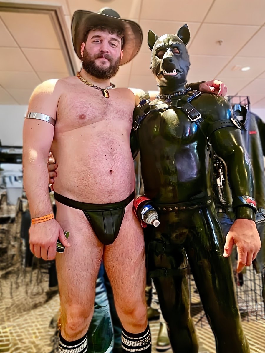 Pup Chaser tweet media