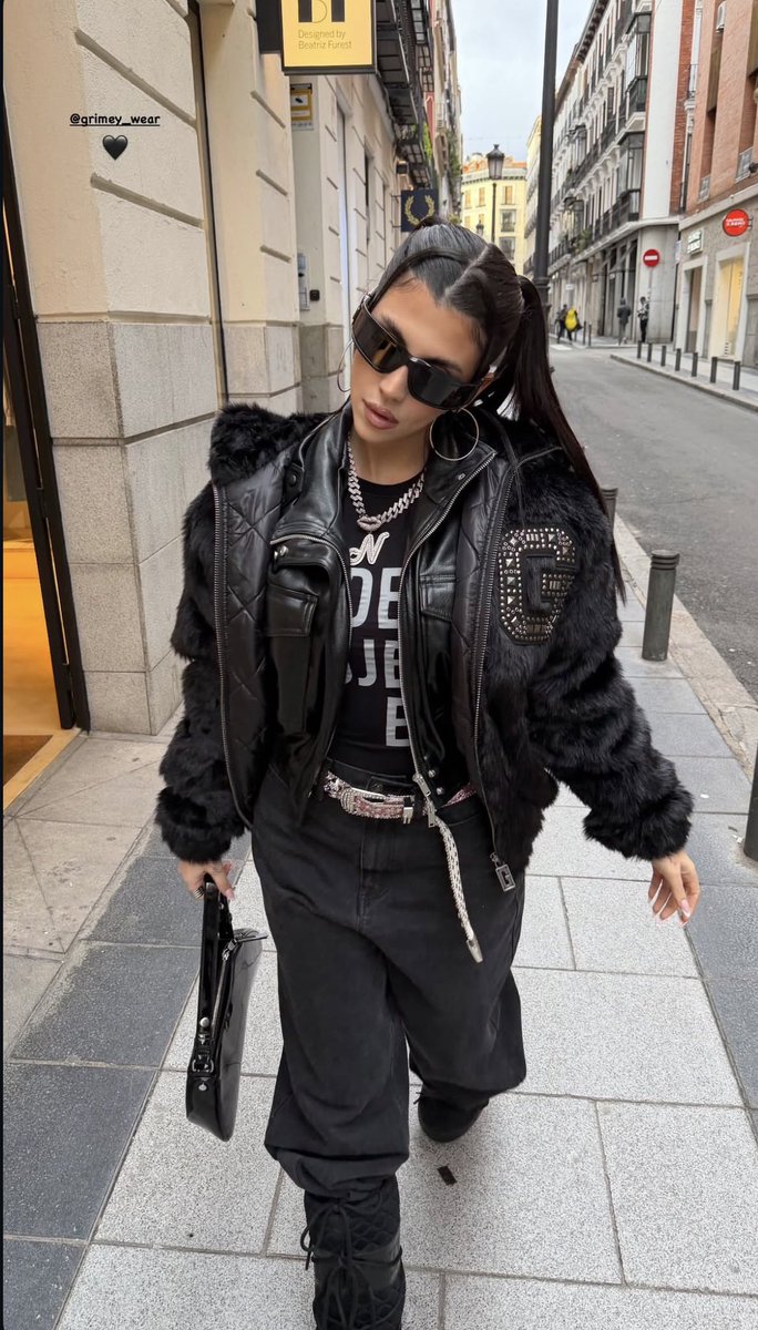 📸 Naiara en Insta Stories 🖤