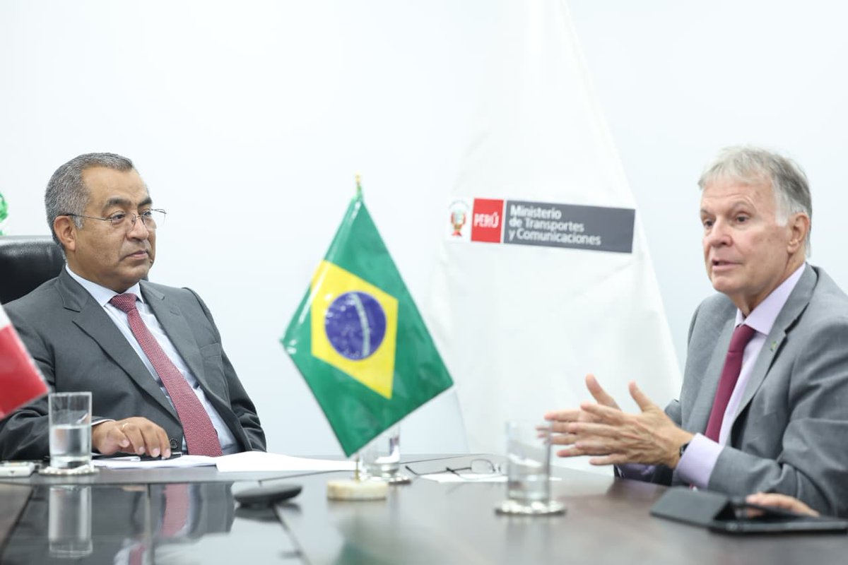 🇵🇪🤝🇧🇷 Perú y Brasil fortalecen la integración vial, fluvial y ferroviaria para impulsar el comercio regional.
🚧🚆🚢 Autoridades de ambos países avanzan en una cartera de proyectos estratégicos que refuerzan la integración sudamericana 🌎

🗞️ Más información: