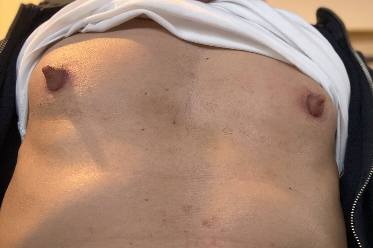 SportsgearSub's tweet photo. My new nipple suckers are epic! Cannot get enough of it 😜 https://t.co/Wk9VoVA05E