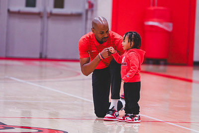 Mo Kearney tweet media