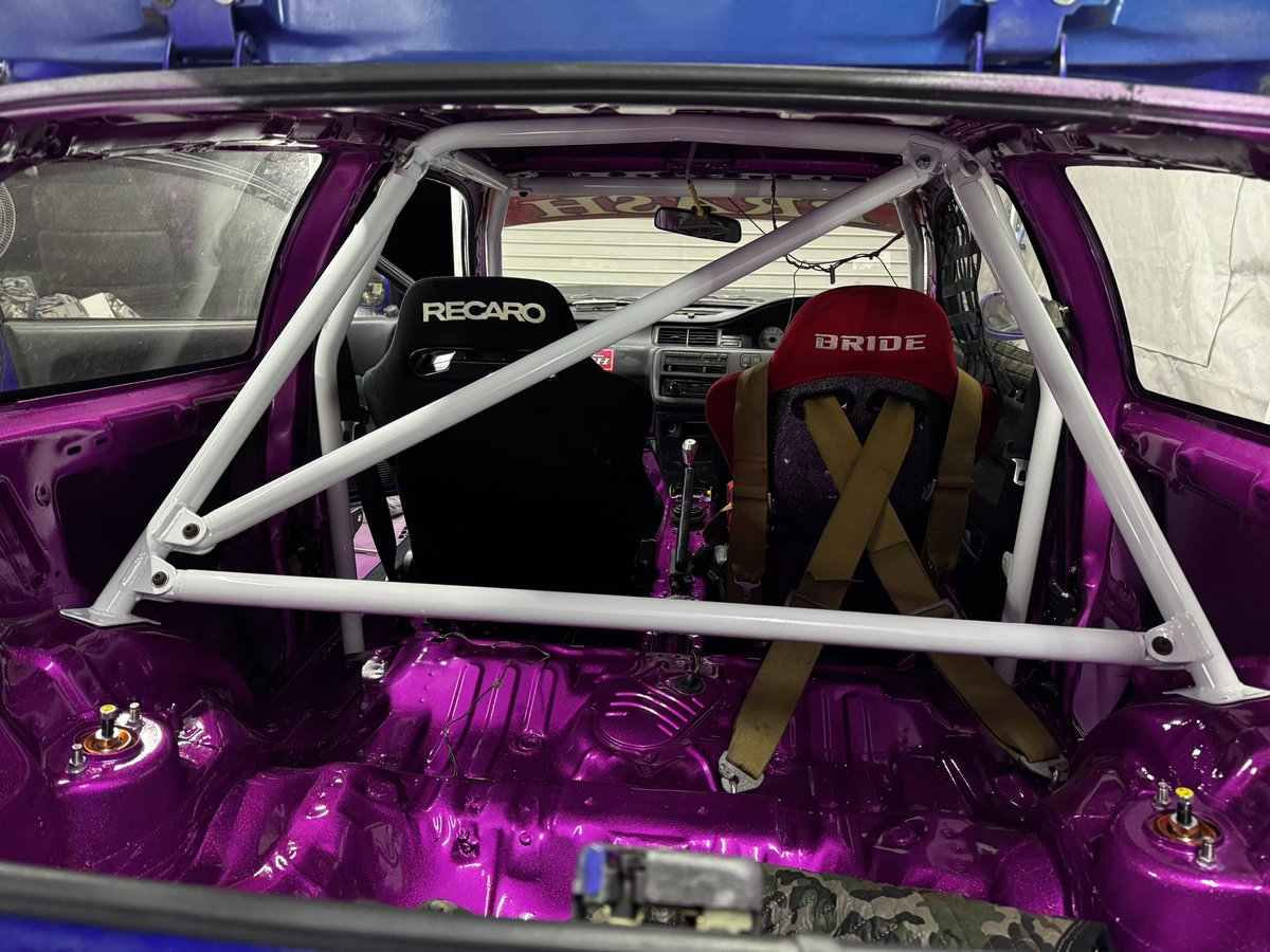 shouchin33's tweet image. 乗る暇無いのでeg6シビック売ります
特に不具合無し
排気漏れくらい
全塗装済み
車内塗装済み
車検無し　
ステアリング、シート、羽外します
230万一括