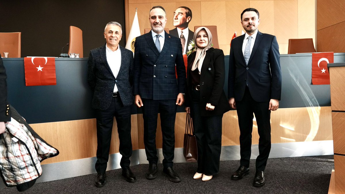 alaaddinISIK's tweet photo. Alanya Belediyesi Şubat ayı olağan Meclis toplantısını gerçekleştirdik. 
Alınan kararların Alanya’mız için hayırlı olmasını diliyorum. https://t.co/ld7aFyozmx