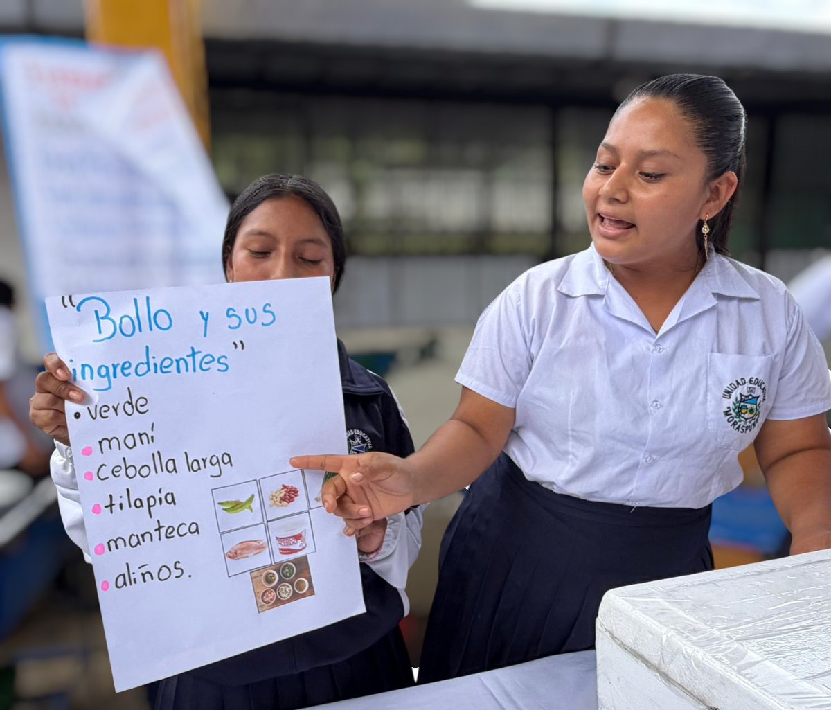 EducacionZ3_Ec's tweet photo. [COTOPAXI] En la Unidad Educativa Moraspungo, del Distrito  Pangua, se presentaron proyectos interdisciplinarios de los estudiantes, como parte de las iniciativas institucionales para fomentar el aprendizaje significativo, el trabajo colaborativo y la práctica. 👷🏻‍♀️
#ElNuevoEcuador https://t.co/zoJcd9PY3c