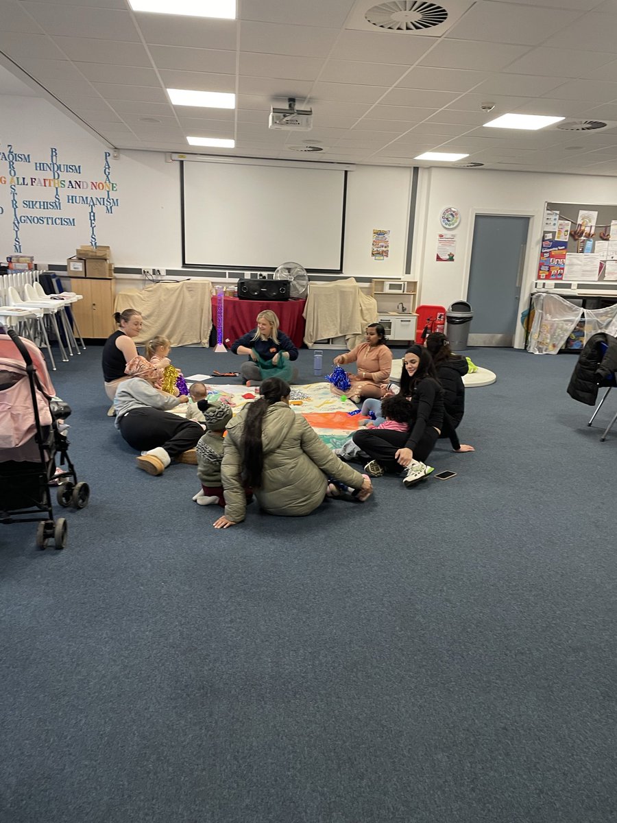 mediacityhub's tweet photo. Thank you everybody for attending our StoryTime this morning! #ordsall #salfordcommunity https://t.co/dPb9GcgiX8
