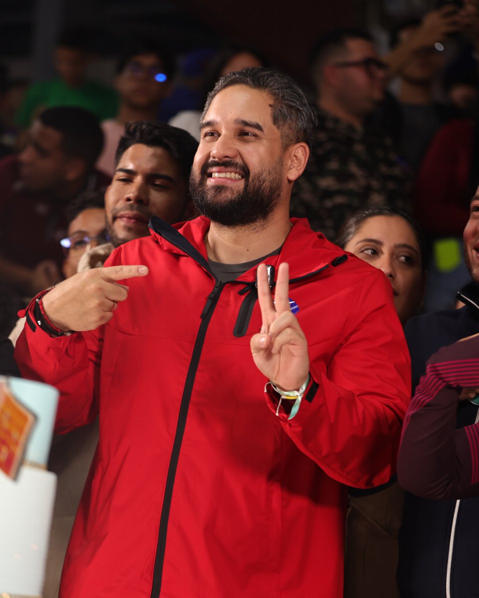 Nicolas Maduro Guerra tweet media