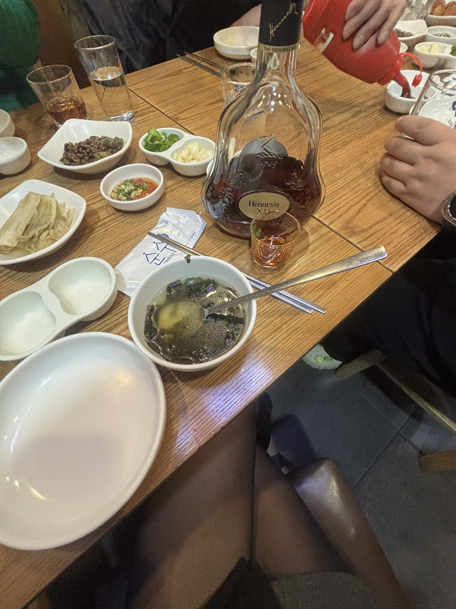우연(偶然) tweet media