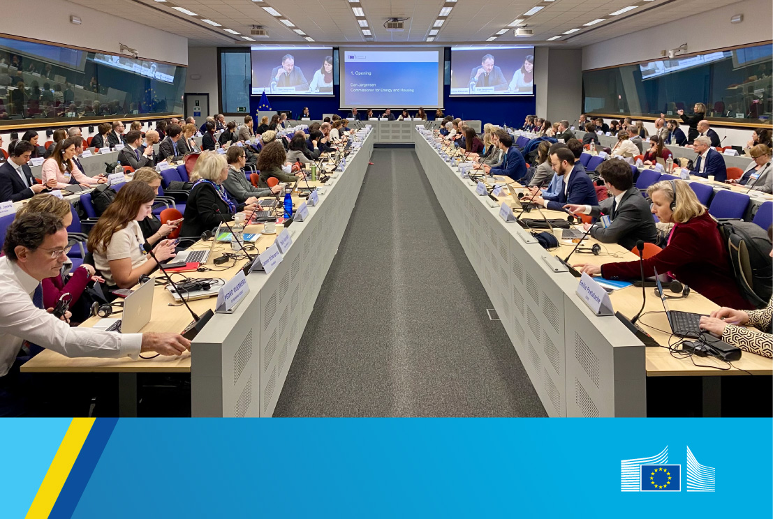Energy4Europe's tweet photo. Commissioner @DanJoergensen opened the 2nd #EEEFinCoalition Roundtable this morning, to step up private capital for #EnergyEfficiency 💶⚡️
A new booklet, featuring 28 #LIFECET Clean #EnergyTransition projects was published at the occasion.
Learn more 👉 https://t.co/v312ryQ2Qh https://t.co/0SqTG1u8dB
