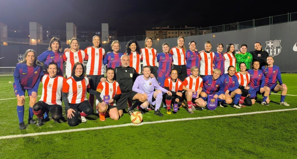 FCBjugadors's tweet photo. 🔵 🔴 Primer partit del 2026 i Primera victòria✌️ 

AJ FCB Femení - Veteranes FC Cardedeu (6-1)

Més detalls 👉  https://t.co/2FbBlDKcN9 

#seguimenjoc https://t.co/32m6YBs9sR