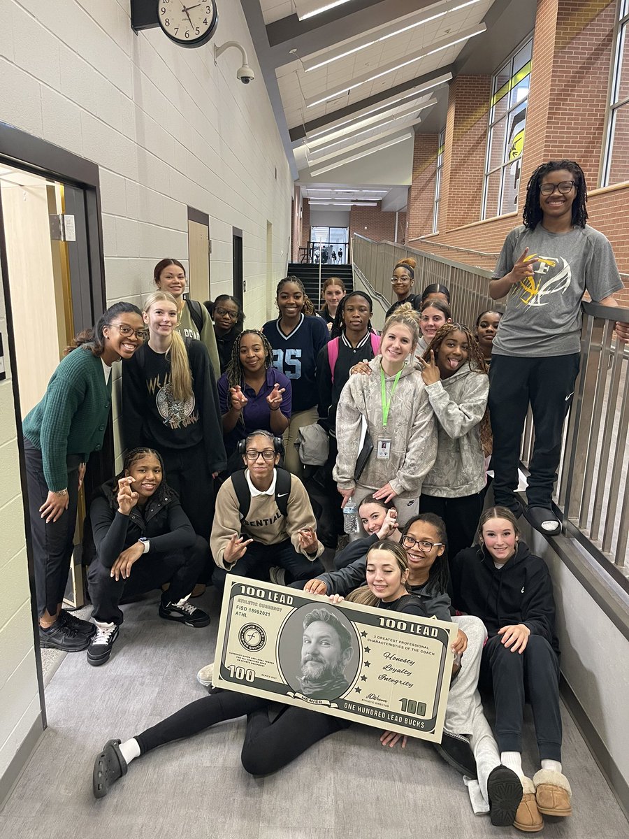 ForneyAthletics's tweet photo. 🥁🥁🥁…
🏆 February LEAD Coach of the Month           
⭐️ Bria Johnson     
⚫️ Forney HS
🏀 Head Girls Basketball 
Catch her this month on our One2Six podcast!
@Justin_D_James @CoachFleen @eitel_michelle @ForneyGirlsBB https://t.co/ckzGAOjgzB