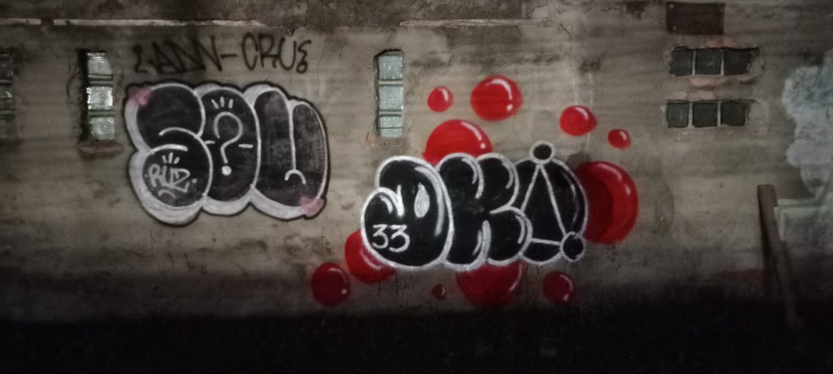 Deko_Rc's tweet photo. Mi nombre grande escrito en la pared 🫧 https://t.co/ugaGRbBhG1