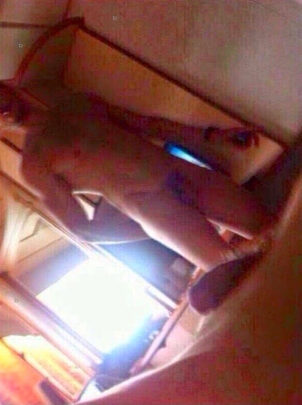 _melliflvous's tweet photo. O Jonas é tão homofóbico pra alguém que já foi flagrado fazendo suruba na maior intimidade com outro homem pelado #BBB26 https://t.co/VQ3cMoXEwV