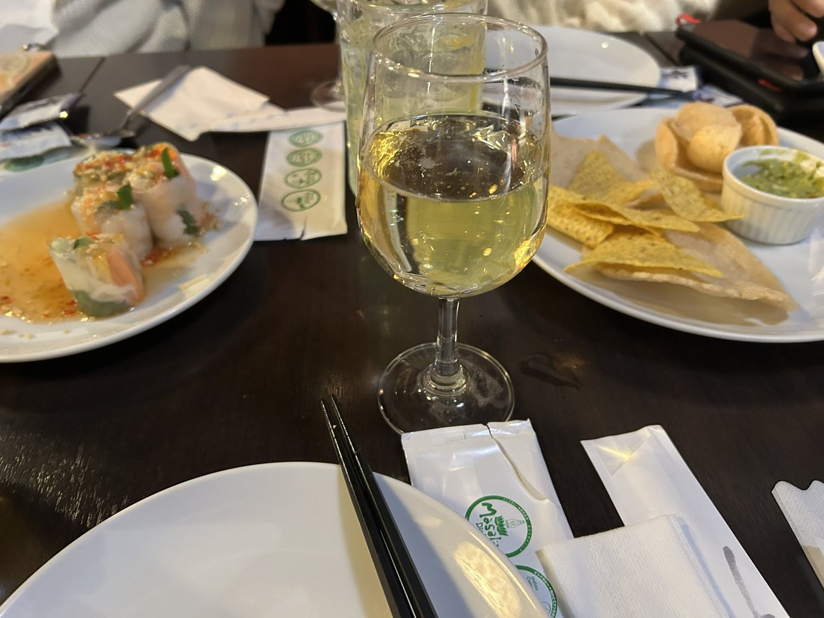 ゆりいか tweet media