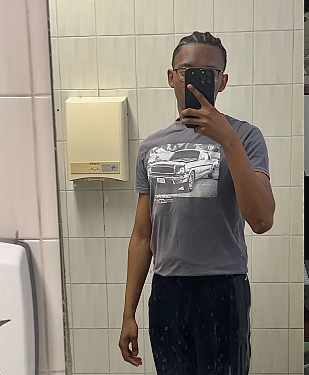 Sima_maqhalo's tweet image. 