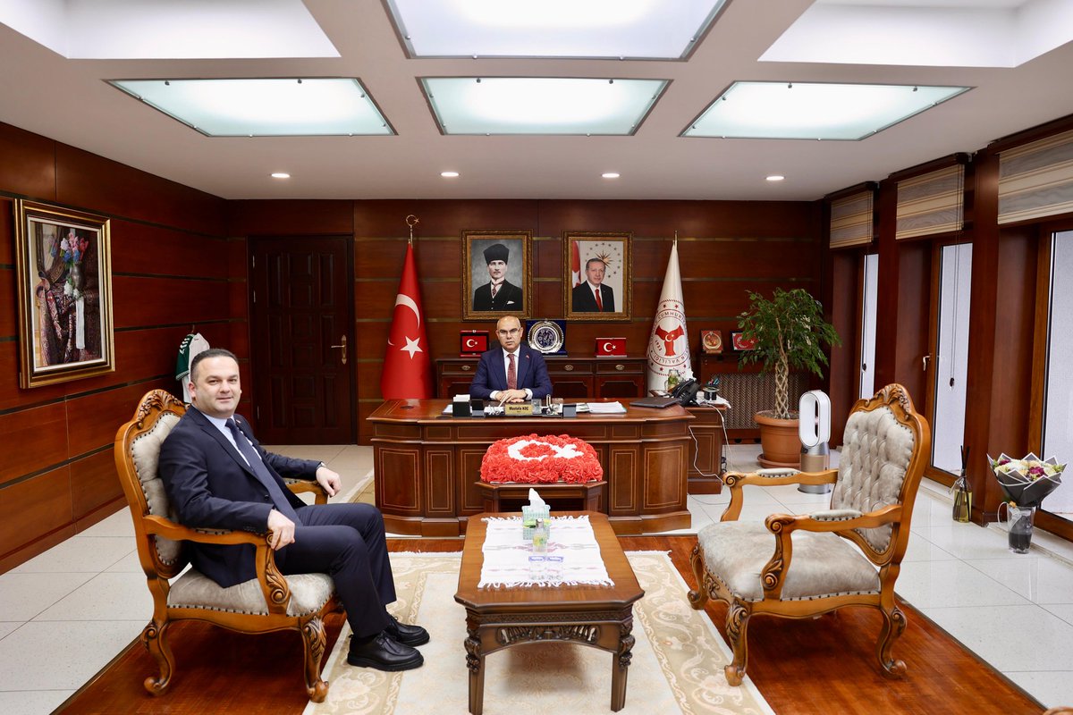 Hasbi Dede tweet media