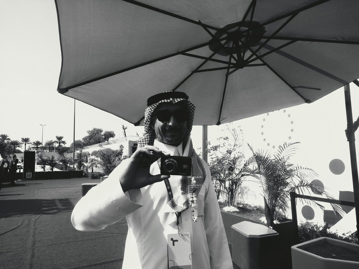 ‏SARA | سارة العضيلة tweet media