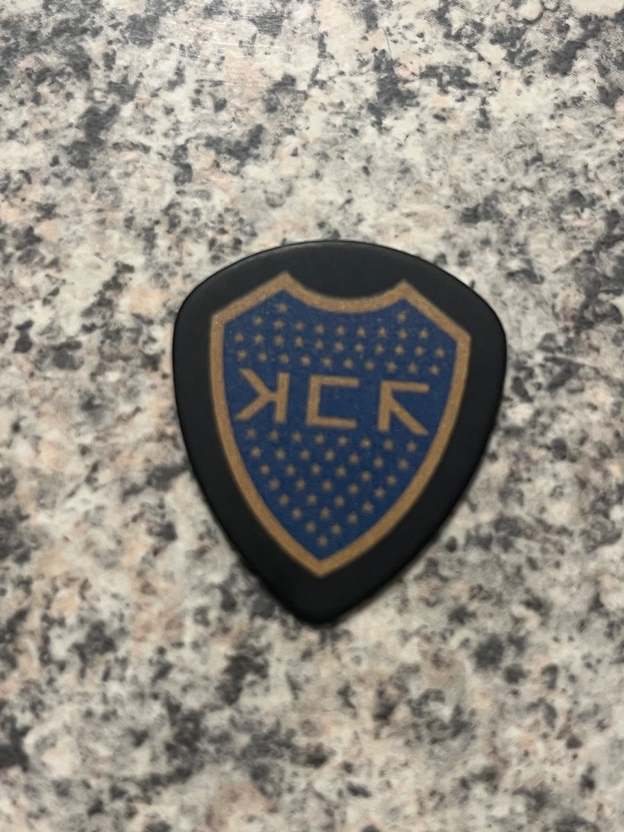 AntomcrW's tweet photo. The best present ever. 🥹 Thank you . @raytoro 
#MCRArgentina https://t.co/Z5h0fSLTHn