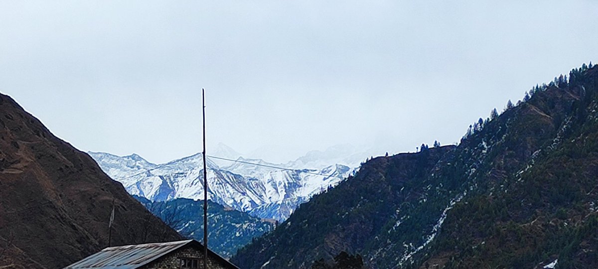 ChakruGC's tweet photo. प्रिय हिमाल, तिम्रो आलिंगन मा लुटिपुटी खेल्न मन लाग्छ, हेरी रहुँ लाग्छ तिम्रो सुनदरता"
#mountain view 
#jumlA
#nepal https://t.co/qb4Dt6kRZ2