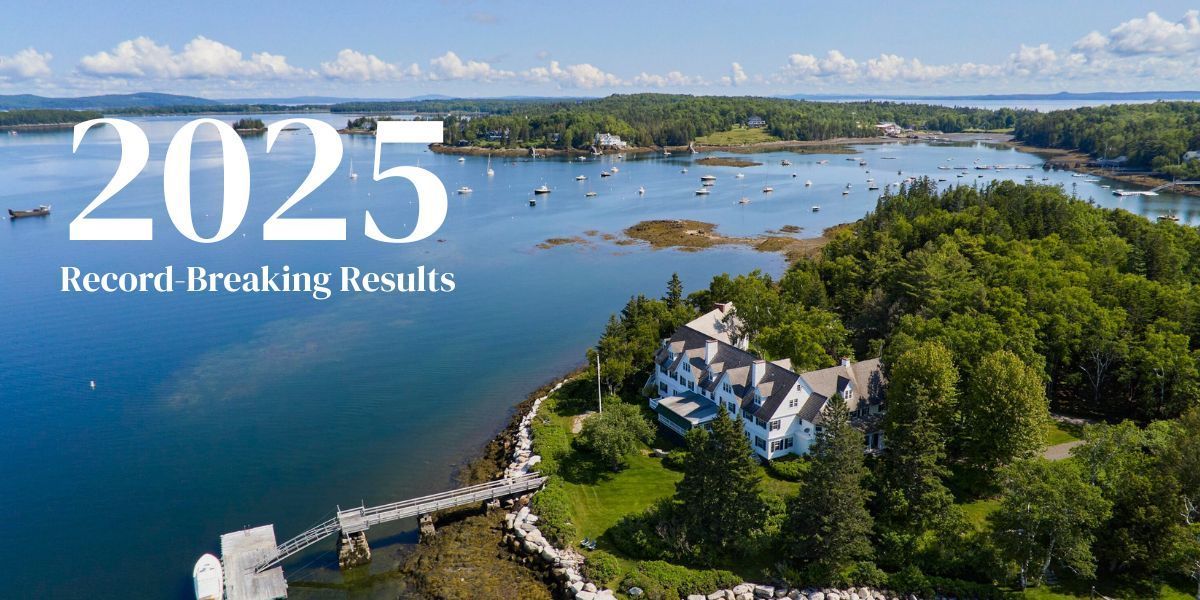 Announcing another record-breaking year! In 2025, we closed more than $1.12 billion in sales with an average sale price of $1.05 million, leading Maine’s luxury market by both volume and price per transaction. 

Explore the full report at the link below!
buff.ly/kBm3D6g