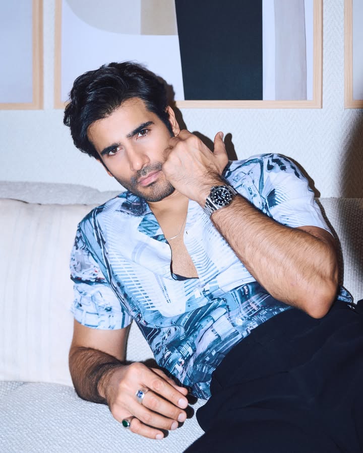 Sukoon_Auraap's tweet image. Yehloo even they copyed twinning consident #karantacker #KrystleDSouza #Kryan #kryanians