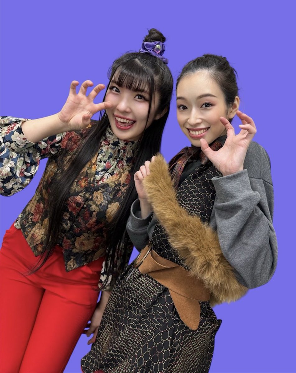 #迷々ラストフラワーズ 
改めまして
エンタメど真ん中🎶
スポットライトの中で歌わせて頂いたり。
猿になって薙刀をぶん回したり。
衣装をチクチク縫ったり。
研修科でもここまでやってない笑
血気盛んな我々を集め、1人で立ち向かった主催雅さん。
一緒に戦えたのは貴重な時間でした
みんな、またね✌️