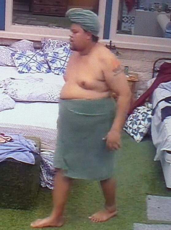tvglobo's tweet photo. certas coisas nunca mudam #BBB26 #RedeBBB https://t.co/rsnP0ViWxo