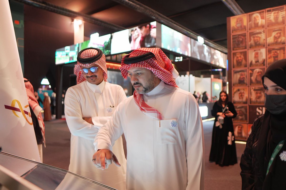 الجامعة السعودية الإلكترونية tweet media