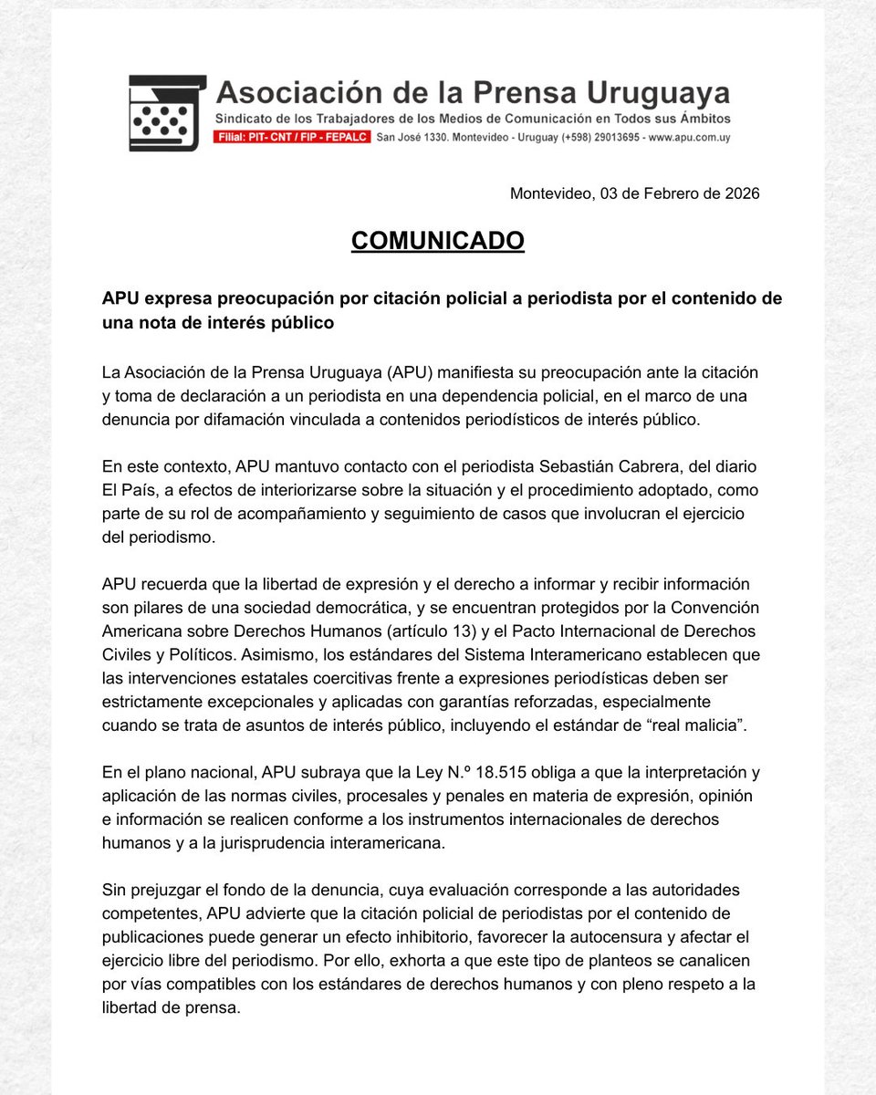 apu_uy's tweet photo. 📣 APU expresa su preocupación ante la citación policial a un periodista por el contenido de una nota de interés público.

La libertad de expresión y el derecho a informar son pilares de la democracia y deben contar con garantías reforzadas.

APU solicitó información al Ministerio del Interior sobre el procedimiento aplicado y promoverá instancias de diálogo institucional.

📰✊ En defensa del ejercicio libre del periodismo.