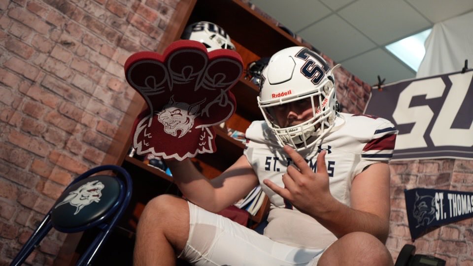 Will Buzyniski tweet media