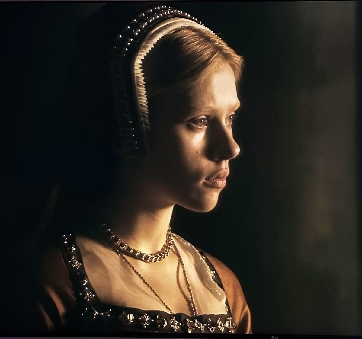 everrhae's tweet image. Vaelys Targaryen having the most innocent face and then doing all THAT