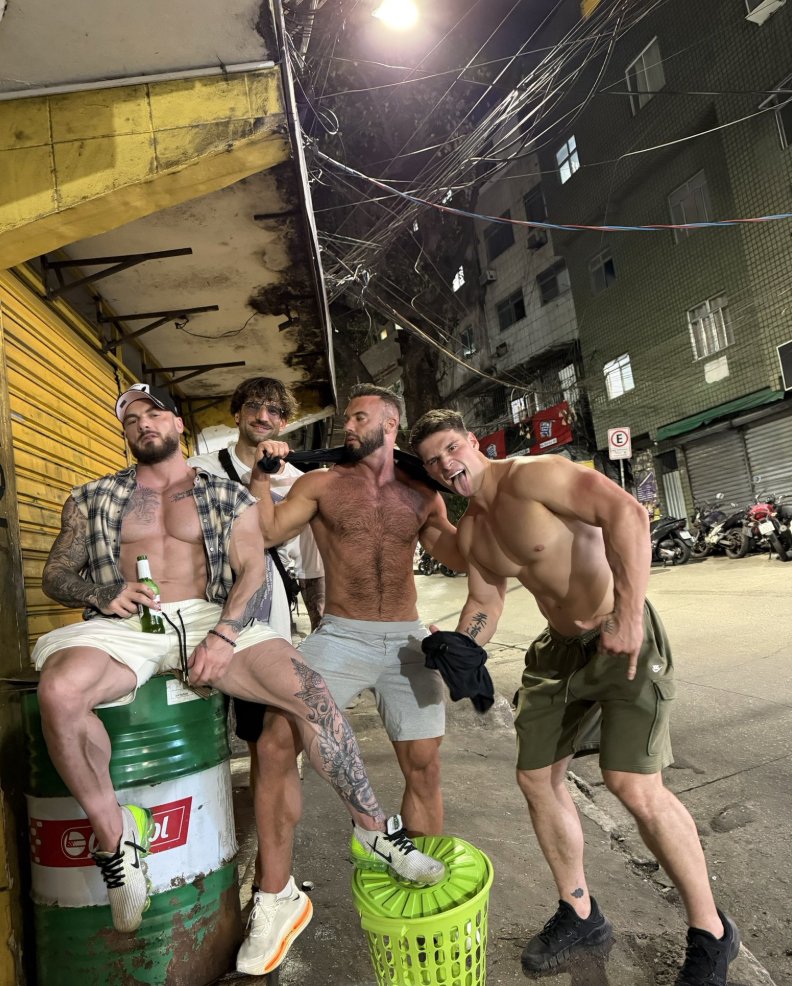 Kingpinsla📍Medellin 🇨🇴 April 8-14🎏 DM COLLAB tweet media