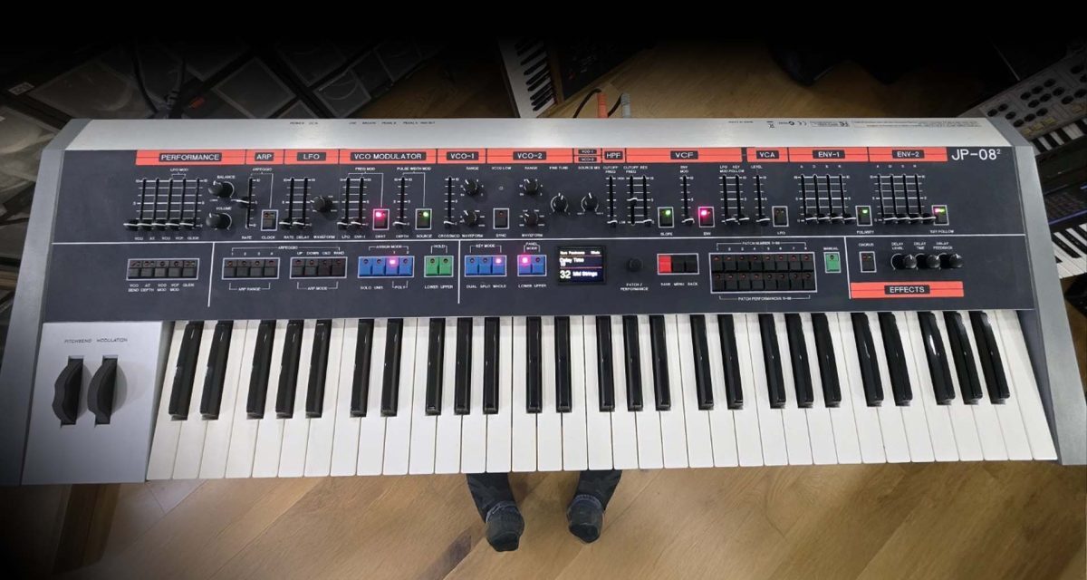 Recrea #Roland Jupiter-8 con dos JP-08: Este proyecto open source se acerca mucho a la ‘cosa real’ ift.tt/T6VUegk