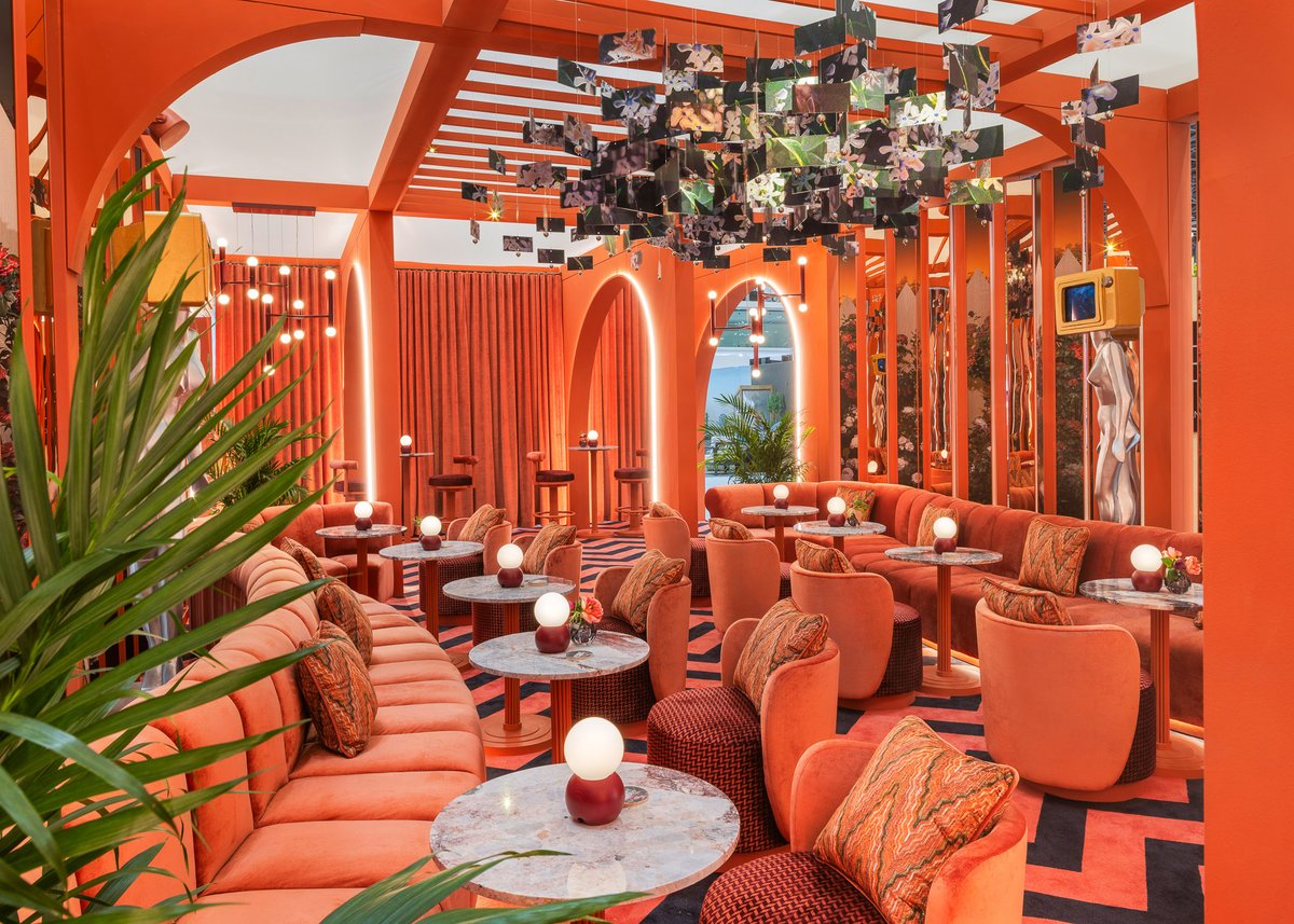 wearegilbert's tweet photo. Executed by Gilbert in collaboration with The Design Agency, this immersive BDNY space came to life through seamless logistics and on-site installation—bringing bold color, texture, and hospitality-driven design to the show floor. https://t.co/iP6C4mG1lp