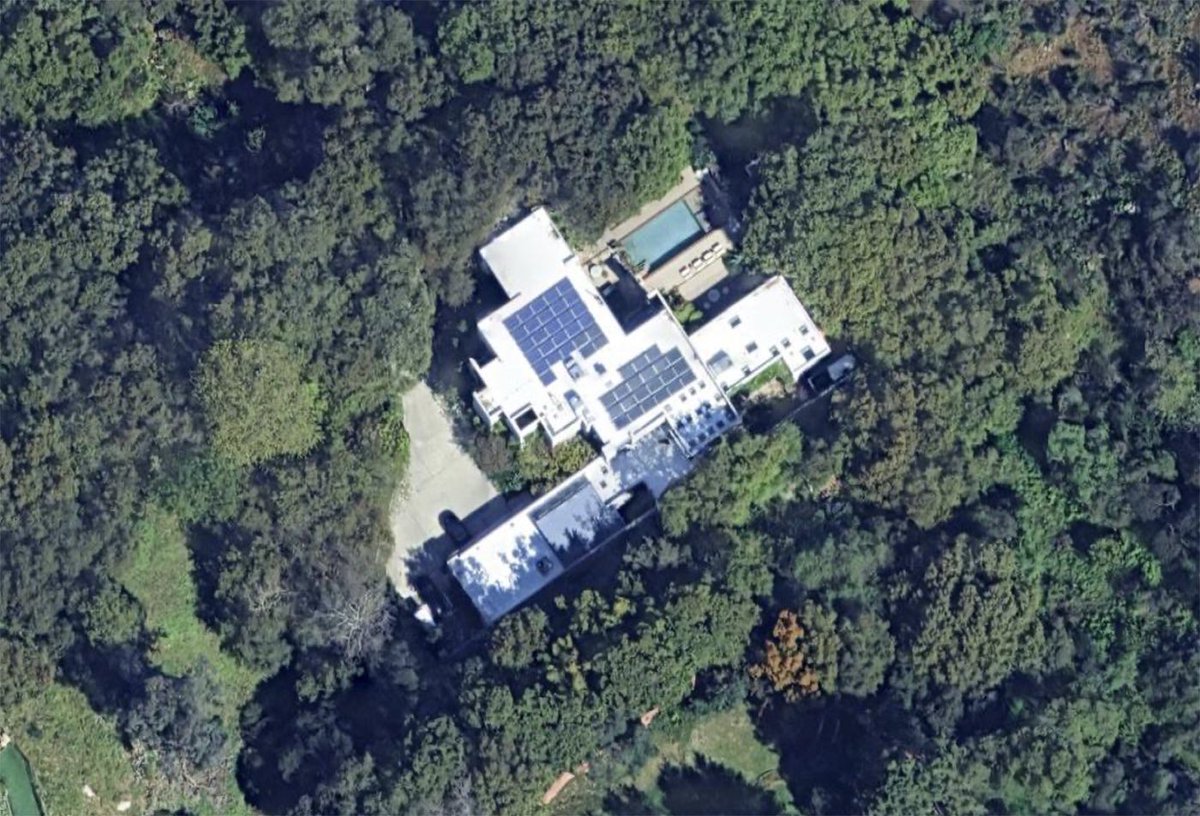 EndWokeness's tweet image. BREAKING: Tongva Tribe says Billie Eilish is living in a mansion built on "ancestral land" taken from them
