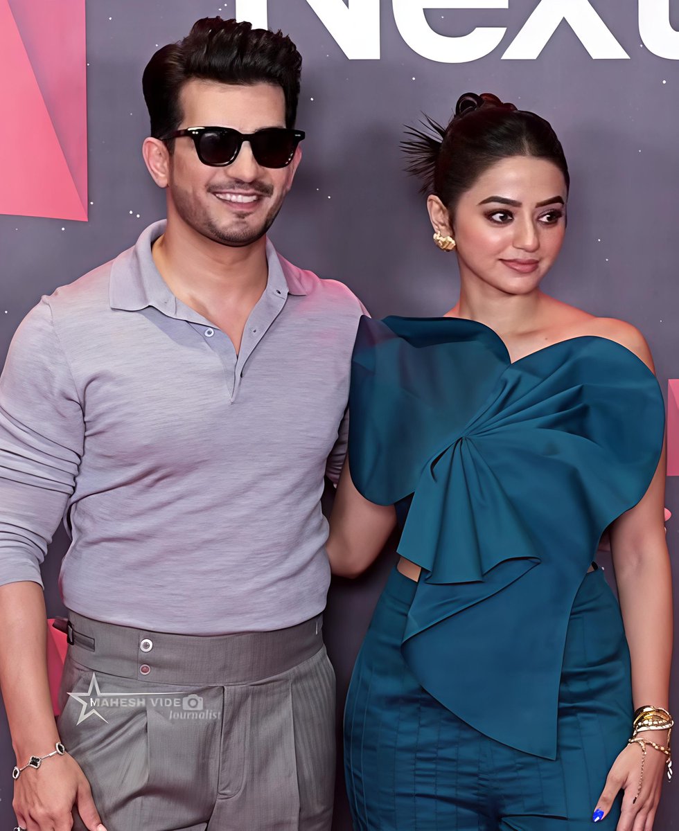 GossipsTv's tweet photo. #ArjunBijlani and #HellyShah to make their Netflix debut with comedy series #Chumbak!

@GossipsTv #Netflix https://t.co/AlJ4KY6daU