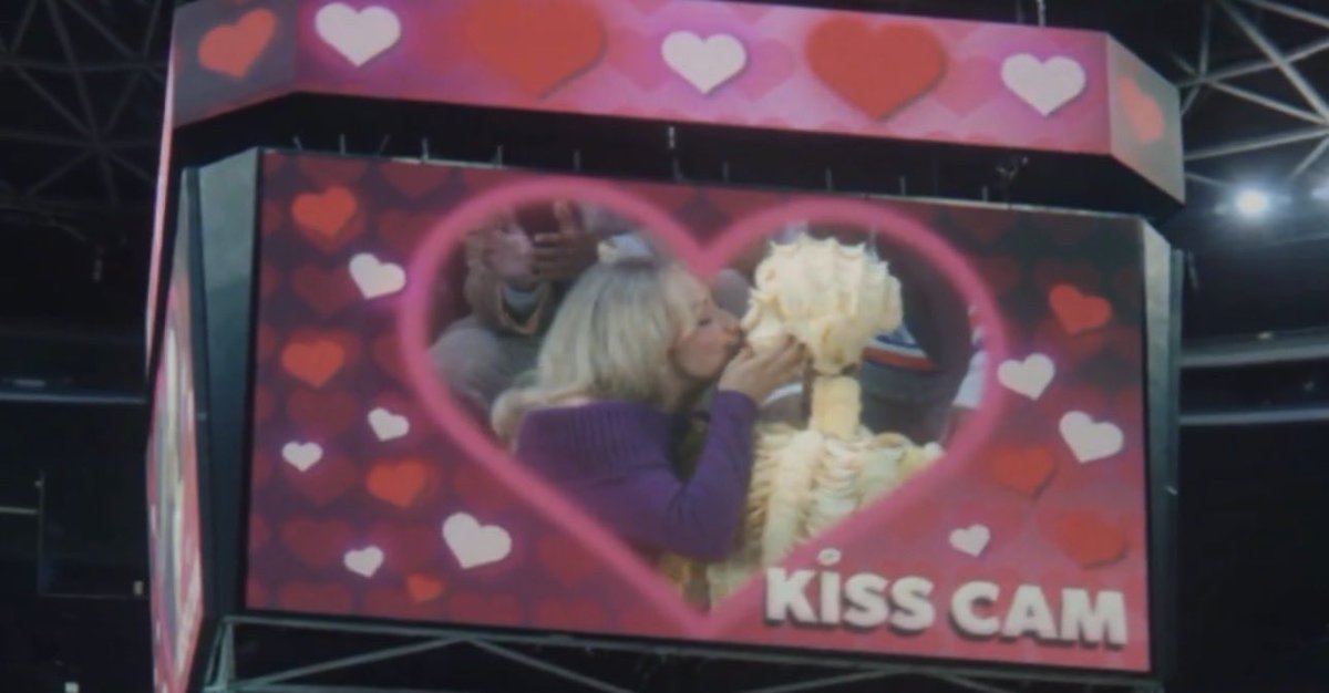 sabatouille's tweet photo. oh my god i ship them #getmarried #havekids https://t.co/p0EFx7I31U