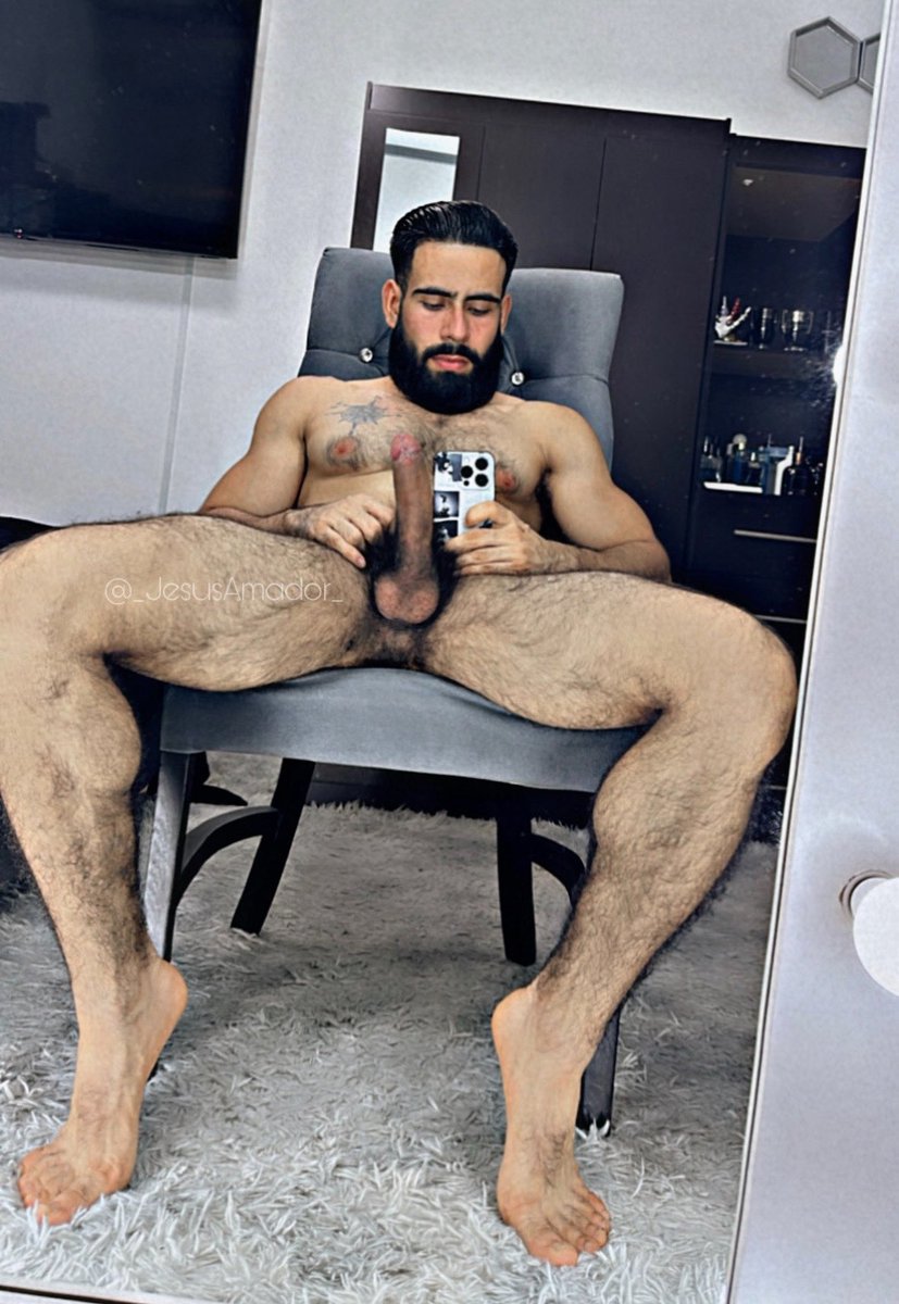 _JesusAmador_'s tweet photo. A quien le gusta oler verga sudada después del gym? https://t.co/f83vINu4hh