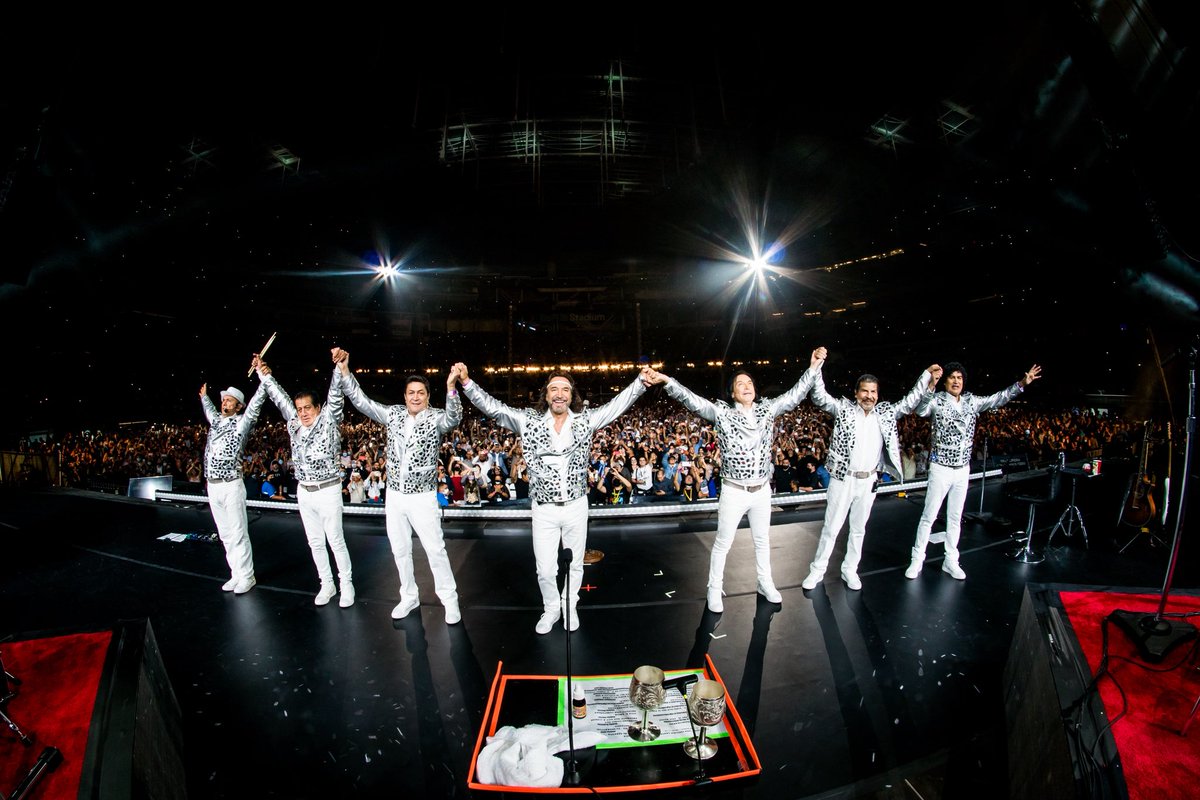 Los Bukis tweet media