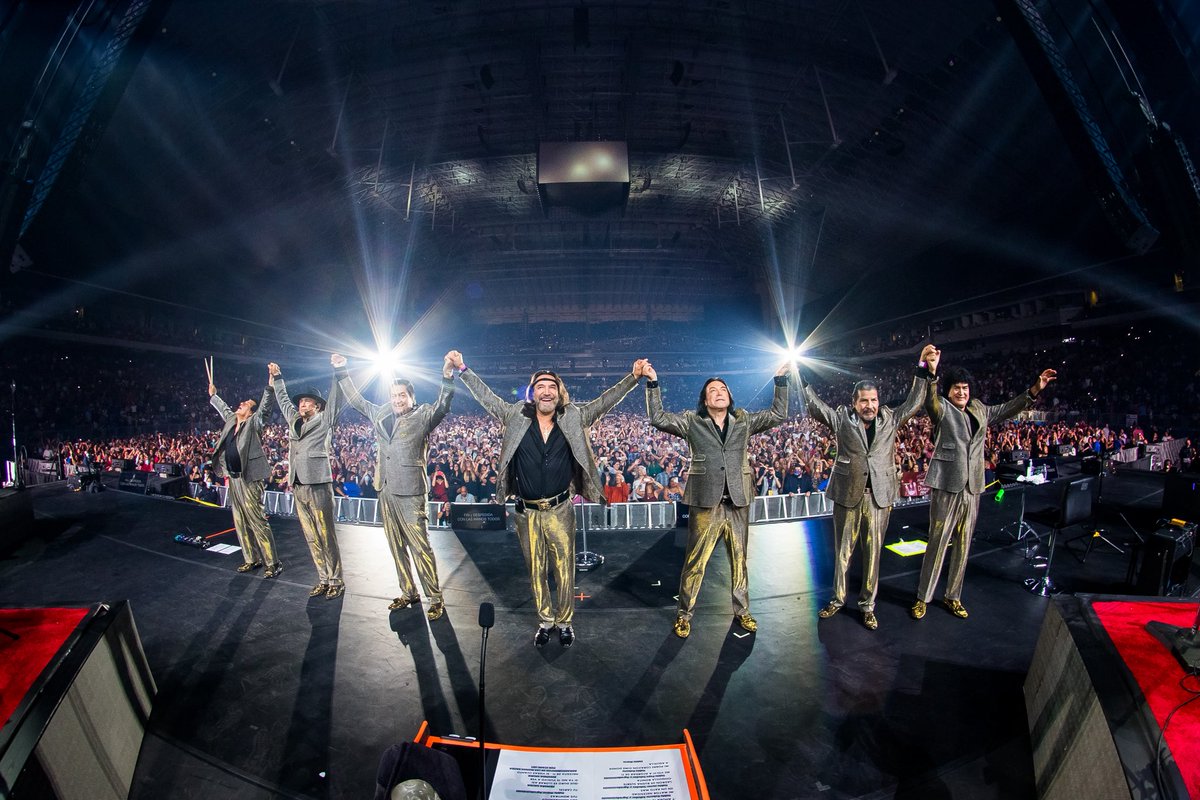 Los Bukis tweet media