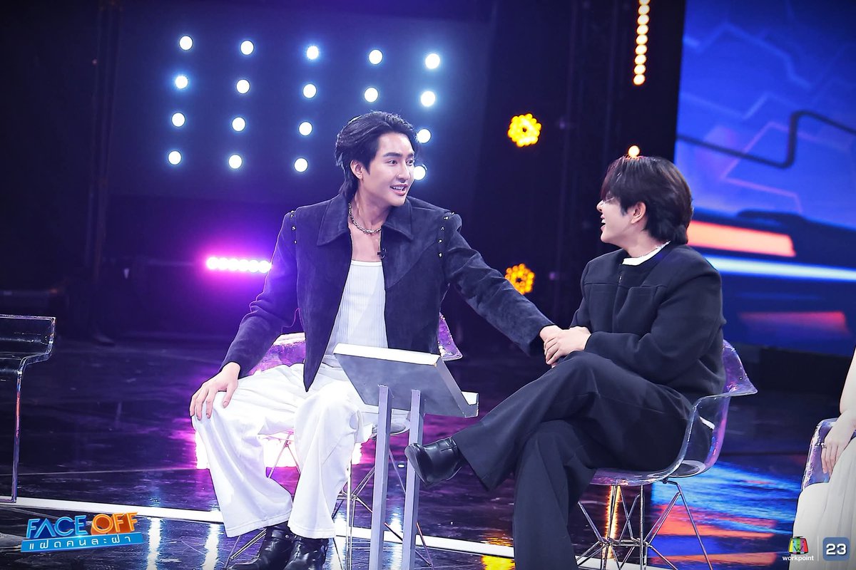 sarangyunjae's tweet image. เผื่อใครดู #FACEOFF ของ #EarthMix  ไม่ทัน มาดูย้อนหลังกันได้เลยฮะ กดไลค์+คอมเม้น+ แชร์กันเยอะๆ น้า น้องจะได้มีโอกาสไปออกอีก  🤎❤️

EP. 1 youtu.be/GW6r6kJ-xo4?si… 
EP. 2 youtu.be/_uQYCRzAVO4?si… 
EP. 3 youtu.be/oUhylz2QNGA?si…
EP. 4 youtu.be/q1-Ca43QvnA?si…