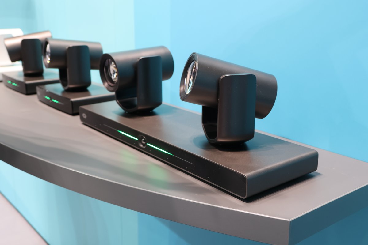 Crestron tweet media