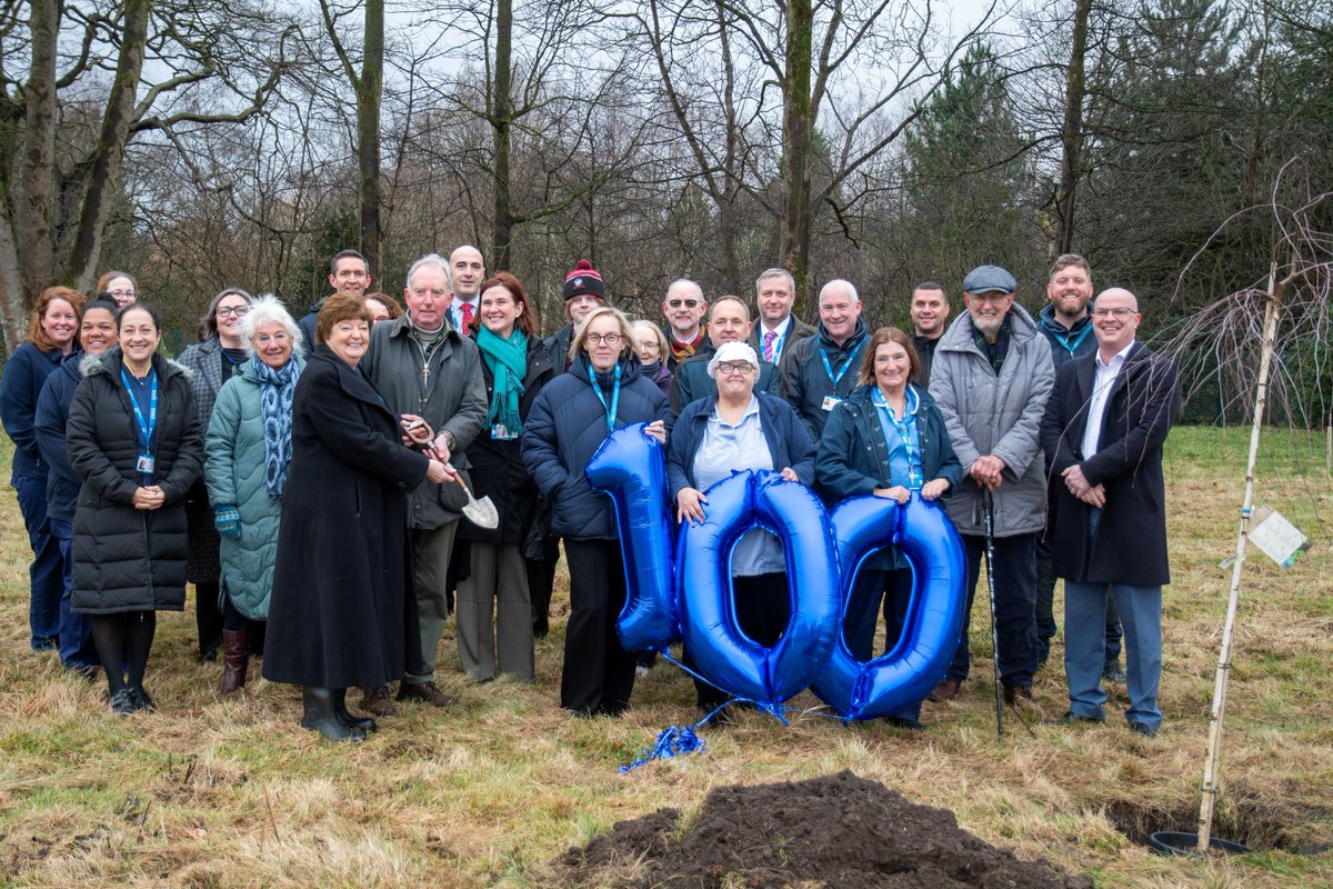MFTnhs's tweet photo. We’re very proud that Trafford Hospital is the birthplace of the NHS 🩵

Building began on the hospital 100 years ago, so to mark a century of care we planted a special birch tree in the gardens, with a little help from the very same spade from 1926!

@NHSEngland https://t.co/12kE36xnui